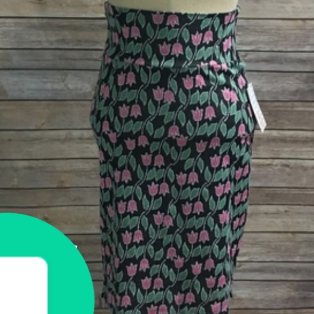 LuLaRoe Cassie skirt